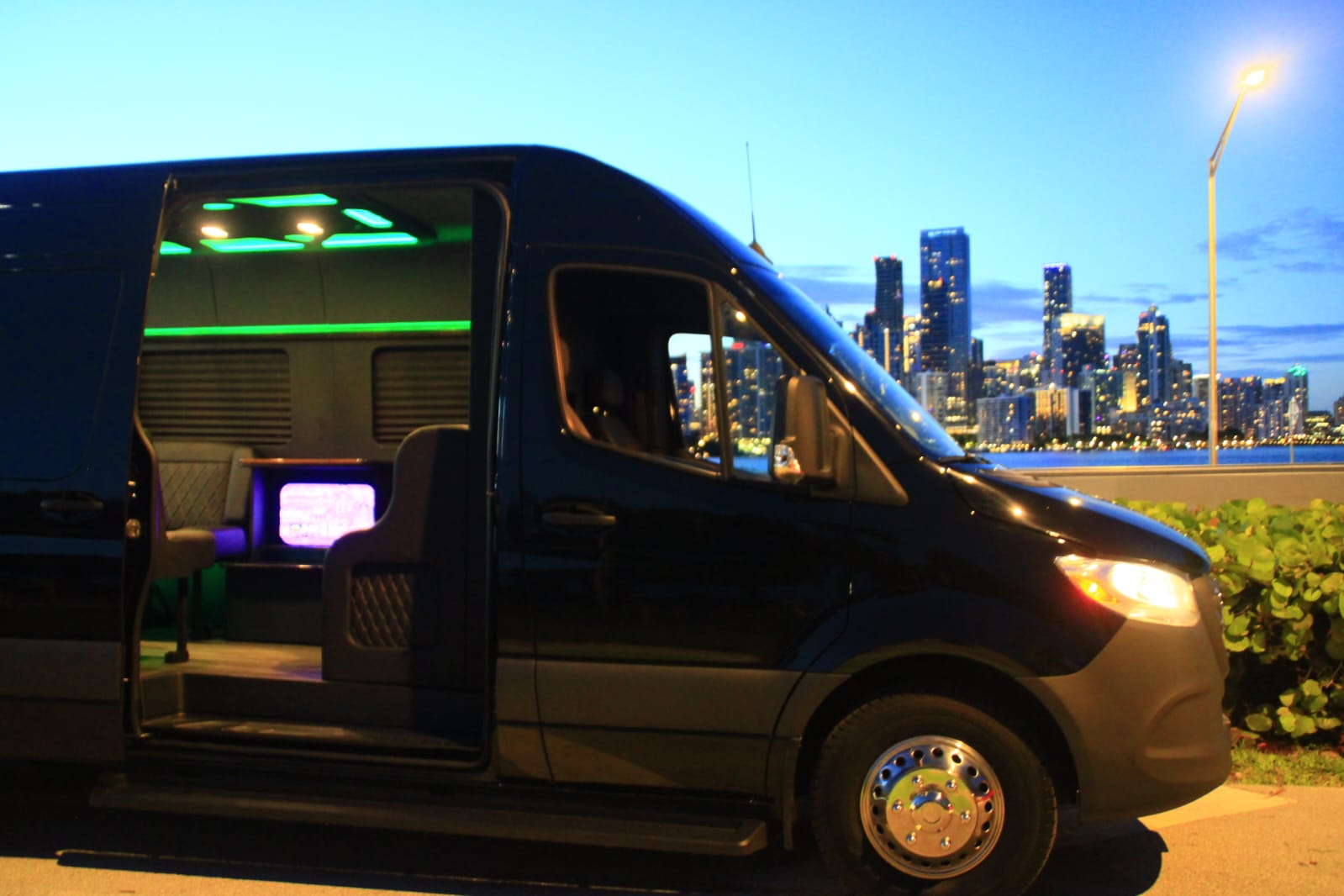 Party Limo Inc Mercedes Sprinter in Miami